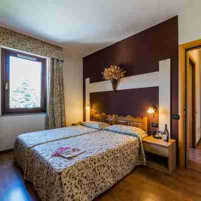 Hotel Au Soleil Rooms