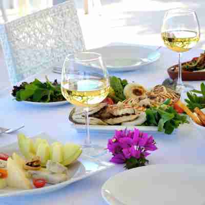 Lugga Boutique Hotel & Beach Dining/Meeting Rooms
