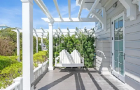 Gulf Views Steps to Seaside Town Center Bella Vita - Newly Remodeled! 4 Bedroom Home by Redawning