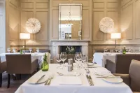 The Royal Hotel - breakfast