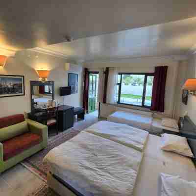 Hotel Hal-Tur Rooms