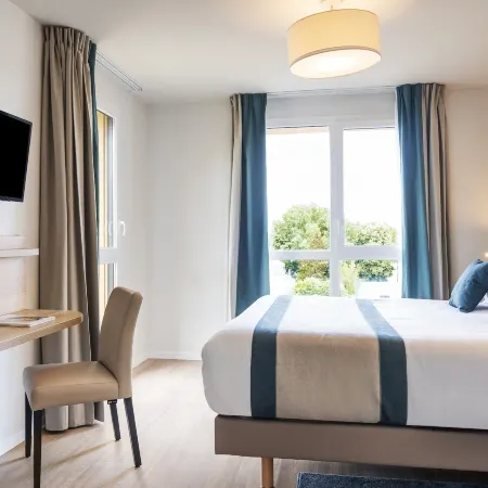 Residhome Chartres Hotels in Chartres