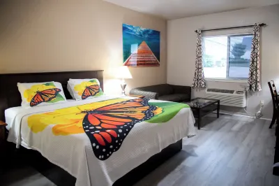 بريميوم إن آند سويتس Hotels near Long Branch Park