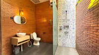 Kinarigiri Villa Manisrenggo住宿飯店