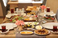 Hatton Suites Hotel Esenboga - Apartments