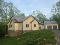 Luxury Retreat - Perfect for Weddings, Furniture Market Visits, and Relaxation