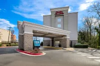 Hampton Inn & Suites Charlotte-Airport - 2 stelle