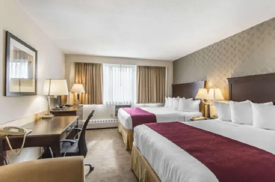 Prestige Riverside Lodge