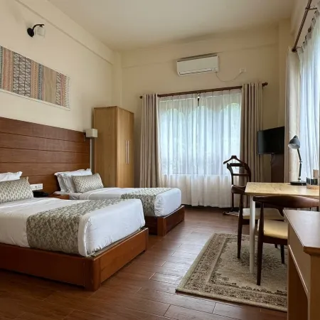 Legphel Hotel