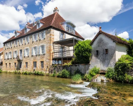 Le Clos Alice Hotels in Arbois