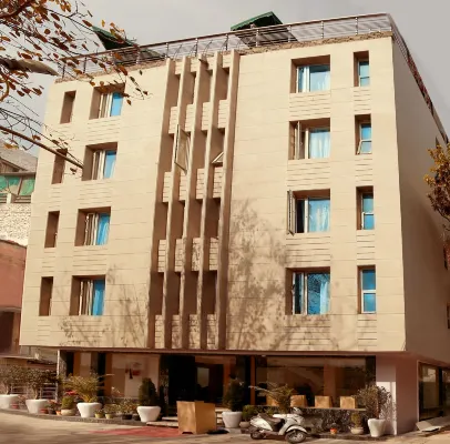 The Shanti Plaza - New Delhi Hotel a Nuova Delhi