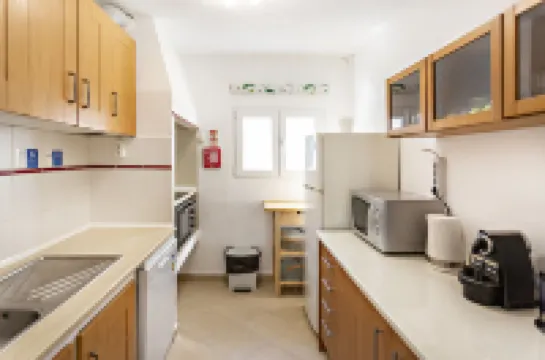 Villa Lydia in Faro With 3 Bedrooms and 1 Bathrooms