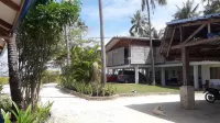 Rainbow Bay Beach & Dive Resort