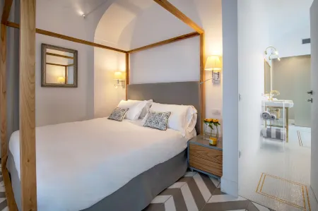 SorrentoVibes - Luxury Suite with Terrace Отели рядом со станцией S. Agnello