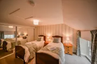 Blairquhan Cottages Hotels in Maybole