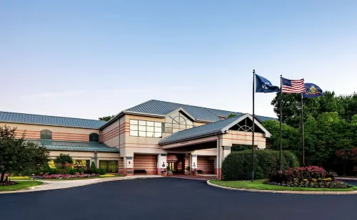 Desmond Hotel Malvern, a DoubleTree by Hilton فنادق في Devault