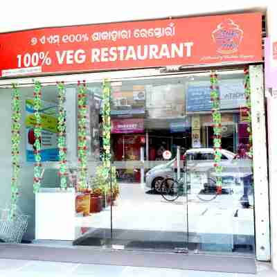 Hotel Radhika Regency Hotel Exterior