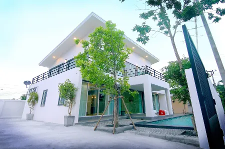 Wan Villa Отели рядом с достопримечательностью «Hat Chao Samran»