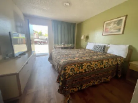 Regency Inn Lakeport