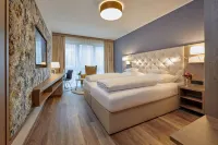 Hotel am See Hotels in Neutraubling