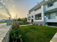 Eirini & Manolis Apartments