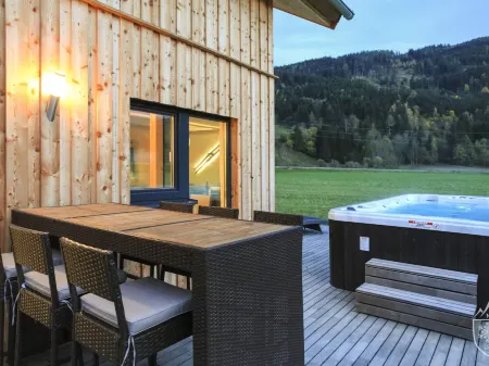 Premium Chalet with Whirlpool