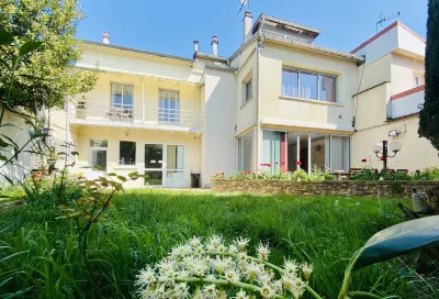 Reims Sherpa Guest House