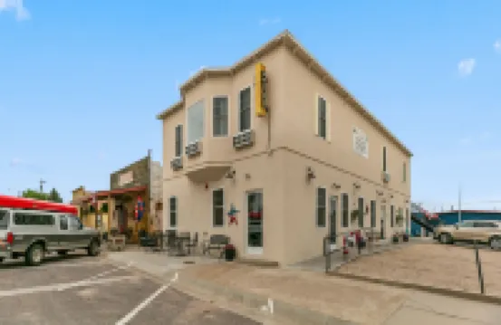 Twisters Bed and Breakfast Hotel a 