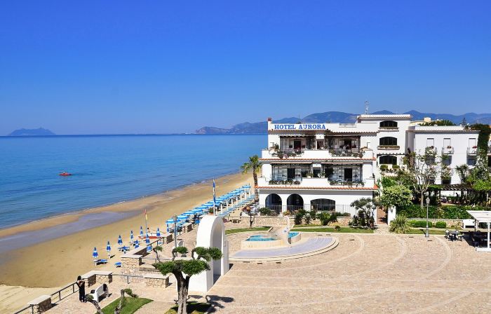 Hotel Aurora