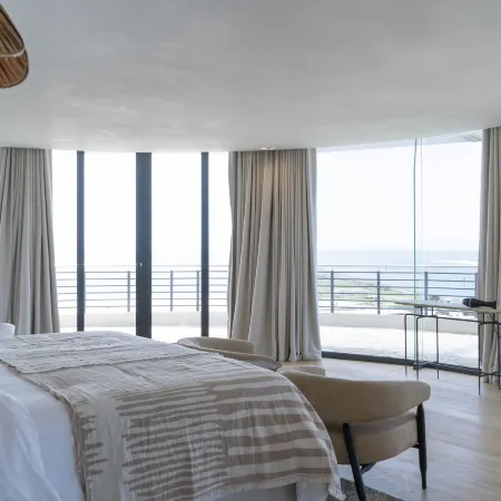 Point Waterfront Apartments