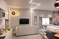 Lady Rose Hotels in Naples