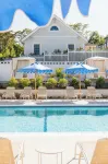 Canoe Place Inn & Cottages - Beach