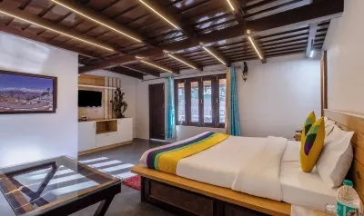 티핀 탑에서 600미터 떨어진 이츠 호텔 슈리 GV 인 나이니탈 호텔