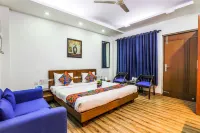 FabHotel the Residency DLF Galleria Hotel dekat Leisure Valley Rd