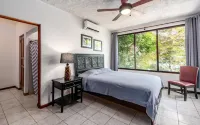 5-Bd Beachfront, Ocean-View Hillside Home