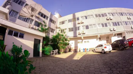 Sir Hotel Отели в г. Телемаку-Борба