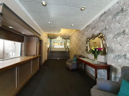 Indaba Hotel - Sasolburg Отели в г. Фандербейлпак