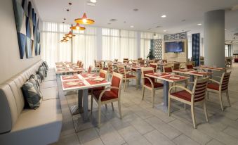 Holiday Inn Express Parma