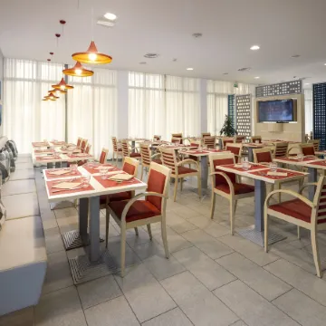 Holiday Inn Express PARMA by IHG