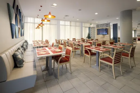 Holiday Inn Express PARMA by IHG