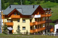 Hotel Alba