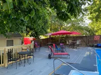 Blacksburg Bed & Breakfast - Swimmingpools