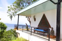 Nayara Villa Desa Budo Hotels in Wori