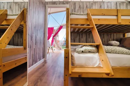 Holiday Park Zator Отели рядом со станцией Oświęcim