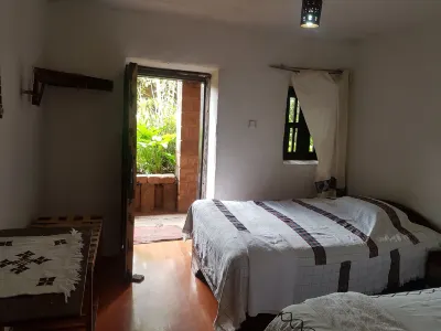 Asheton Hotel