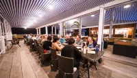 Belize Dive Haven Resort & Marina - bar