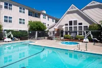 Residence Inn Boston Andover - Pools