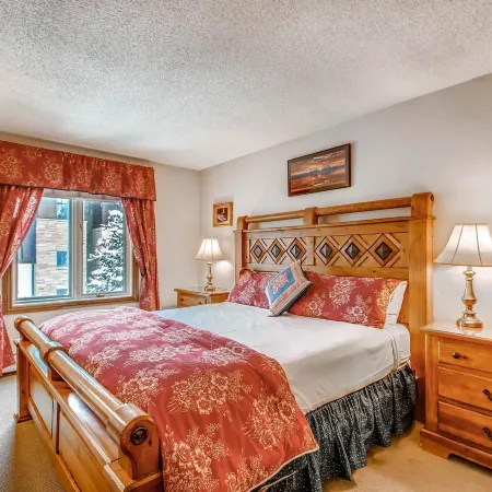 Westwind 405 4Bd 3BA Gold Condo in Lionshead Village