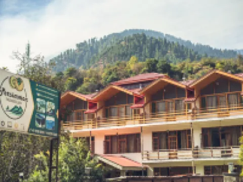 PERSIMMON FARMSTEAD Hotels in Badgran