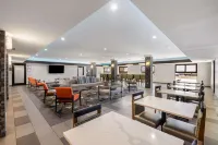 Best Western Inn  Suites - Midway Airport - 3-Star